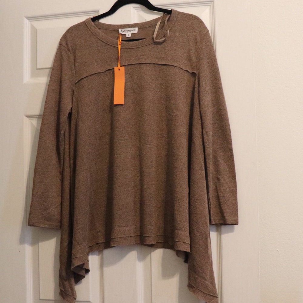 Shark Bite Long Sleeve Top